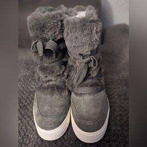 Steve Madden boots
